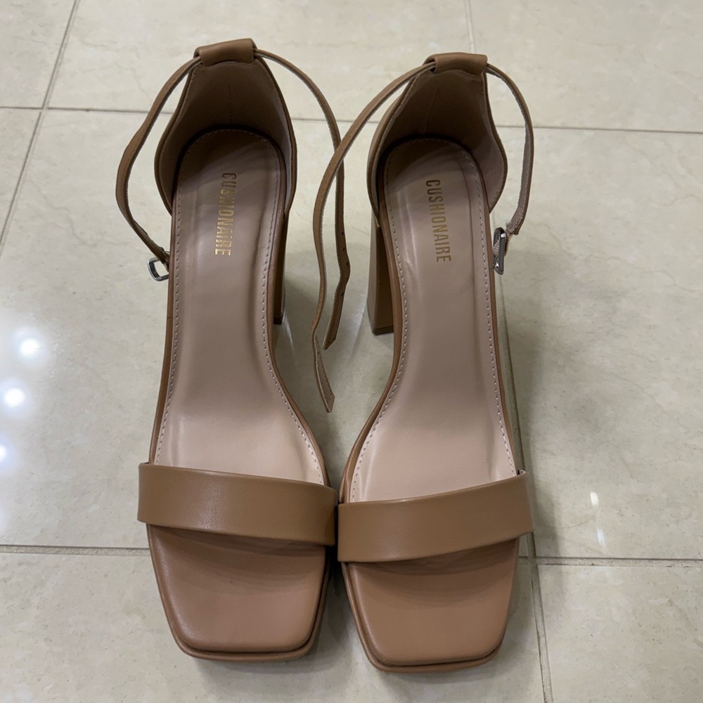 Cushionaire Tan Block Heel Sandals